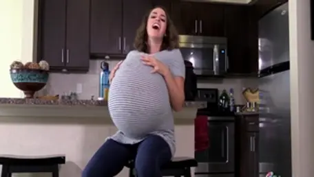 Pregnant amateur Pussy fucked